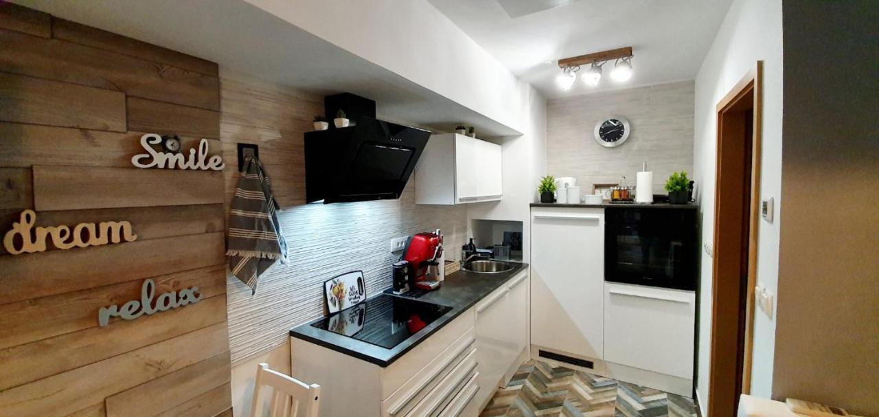 Apartamento Courtyard Under The Castle Liubliana Exterior foto